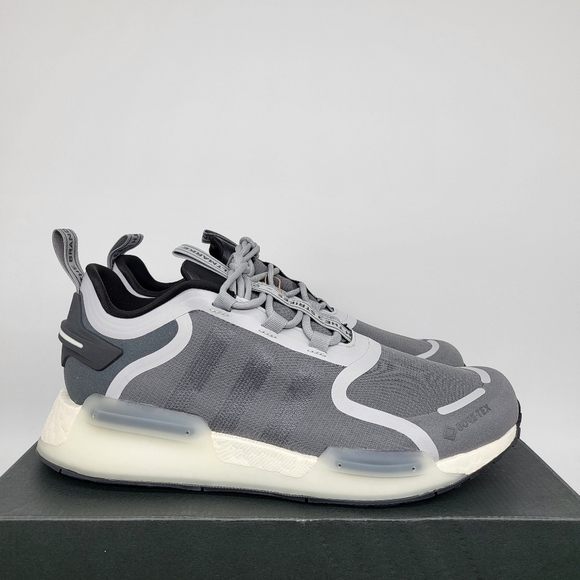 New Adidas Originals NMD_V3 Gore-Tex Men's Running Shoes Size 9.5 - Picture 4 of 7